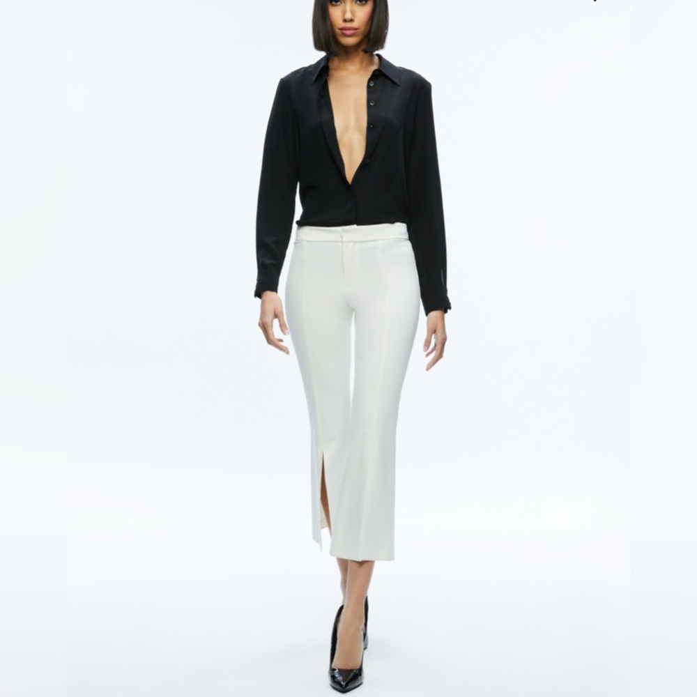 Alice + Olivia Walker Cropped Pants Off‑White/Cream with Front Slit Size 2 NWT - Picture 3 of 7